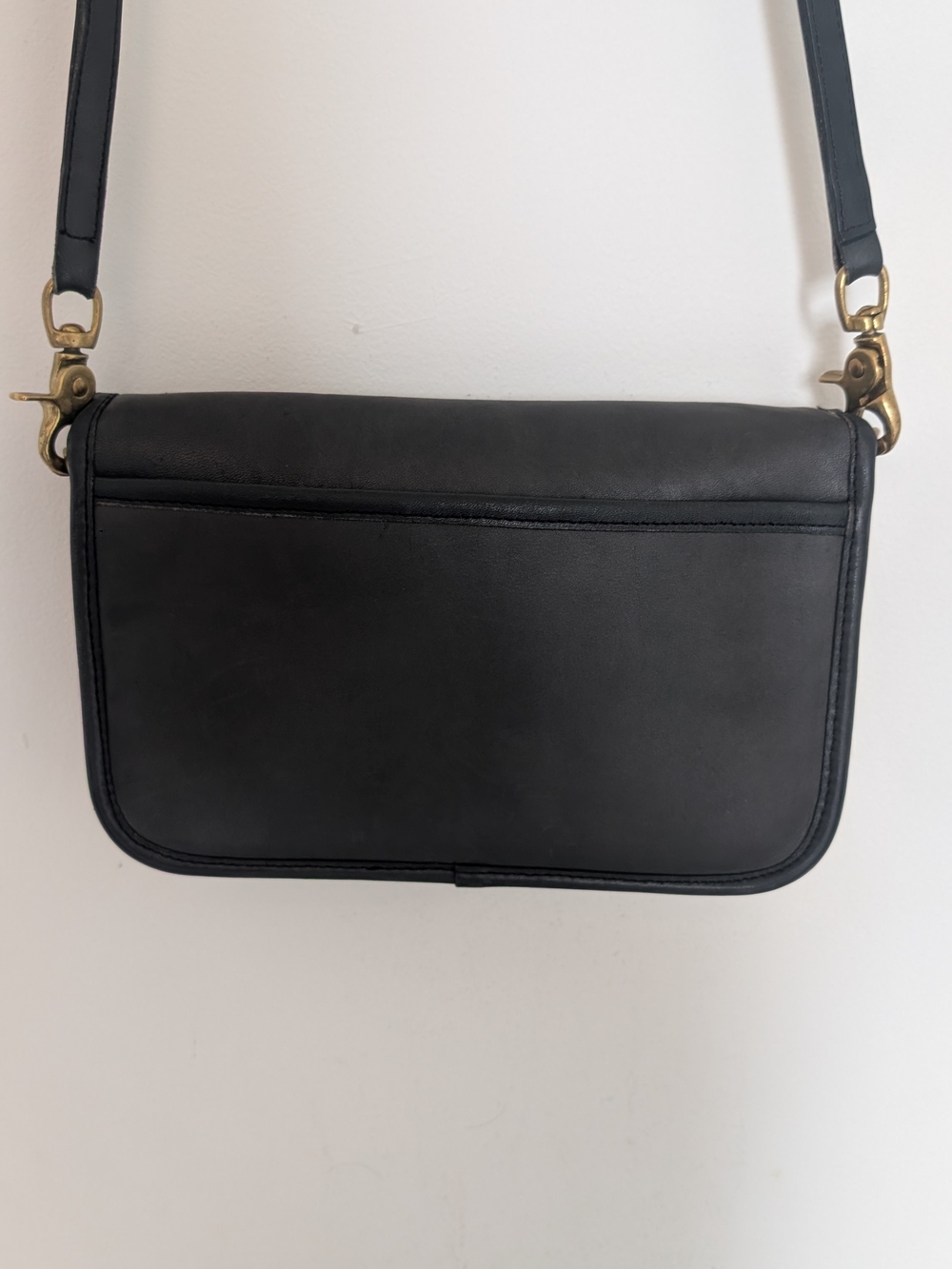 Authentic Blue/Black Vintage Coach Handbag - Picture 6 of 9